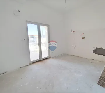 Crikvenica, jednosoban stan s parkingom - cover