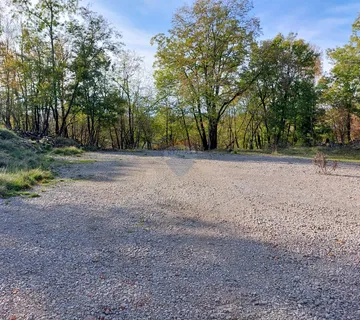 Klana,Breza - građevinsko zemljište 550 m2  - cover