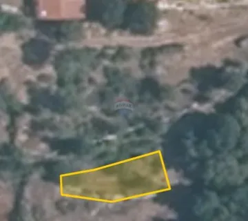 Krunčići, vrt u samom selu - cover