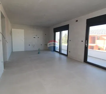 Istra, Umag - Dvosoban stan u novogradnji  - cover