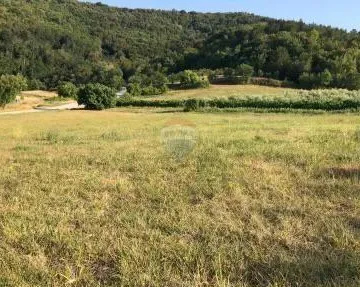 Istra, Pazin-građevinsko zemljište 800 m2 - cover