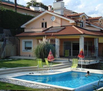 LOVRAN, Kuća 150m od mora - cover