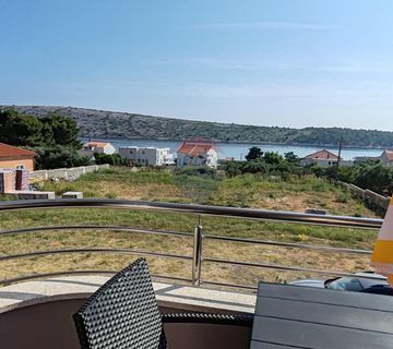 Rab, Barbat - stan s dvije stambene jedinice - cover