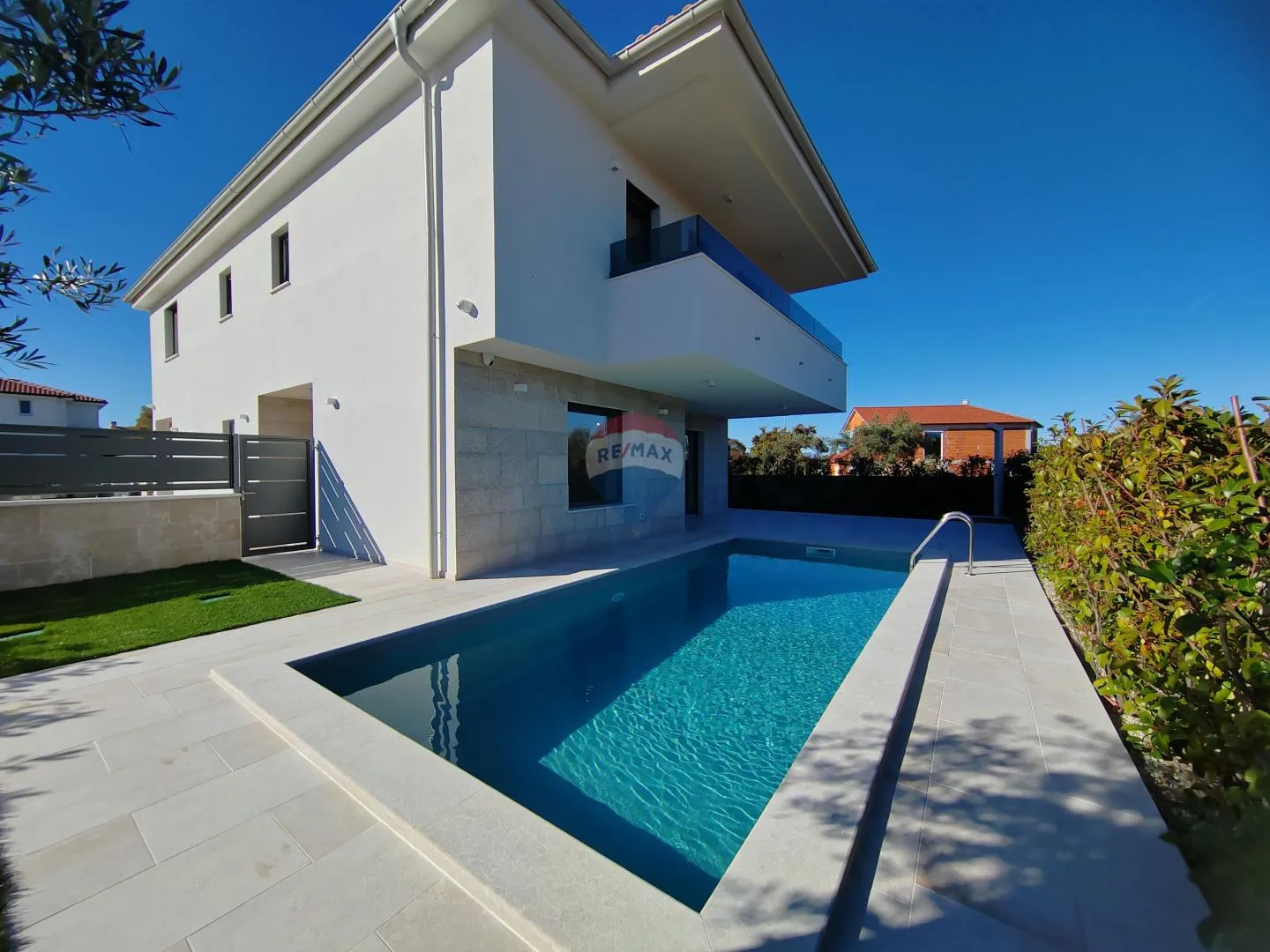 OTOK KRK-MALINSKA novogradnja moderna villa - cover