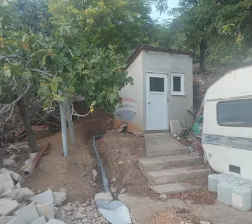 Baška - polj. zemljište 206m2, pogled - cover