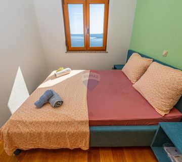 Crikvenica- prekrasna investicijska nekretnina sa panoramskim pogledom  - cover