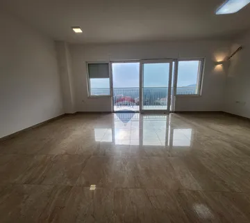 Rijeka, Saršoni - novogradnja 83m2, 2s+db sa parkingom i bazenom - cover