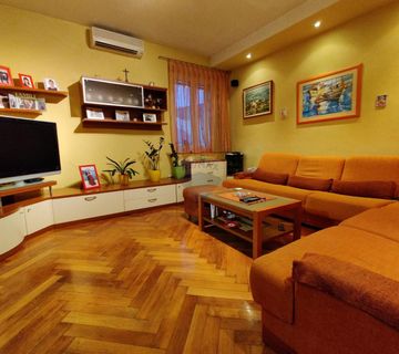 RIJEKA, KORZO - stan 4S KL, površine 124 m2 - cover