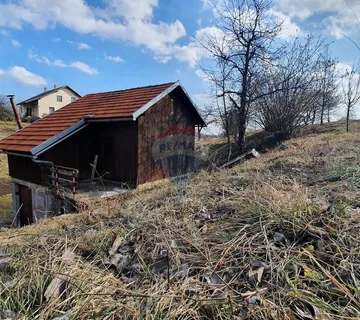 Gorski Kotar - Vrbovsko gospodarska kućica i teren 1.300 m2 - cover