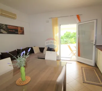 KASTAV - DVOSOBNI STAN ZA NAJAM, ODLIČNA LOKACIJA - cover