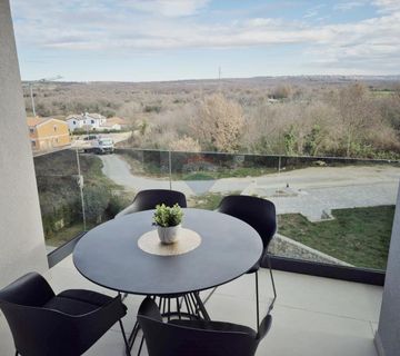 Istra, Tar-Kuća u nizu s dva parkirna mjesta - cover