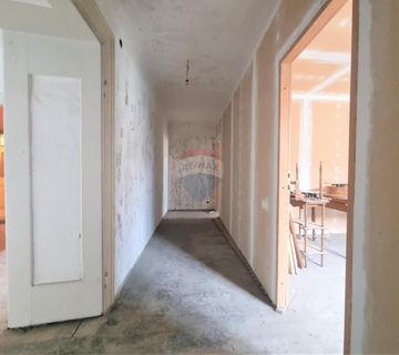 RIJEKA,CENTAR- stan 130 m2 za investiciju - cover