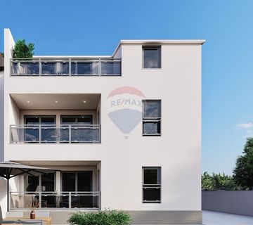Funtana, trosoban stan u mansardi 119 m2 - cover