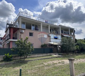 Istra, Umag, apartman 300 metara od mora! - cover