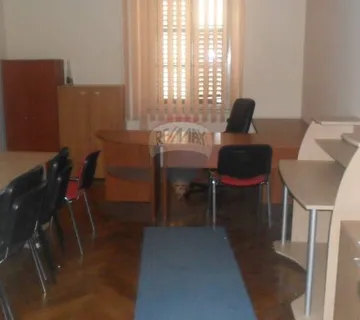 STAN-POSLOVNI PROSTOR U CENTRU 98.70m2 - cover