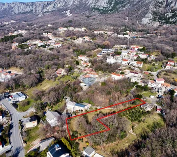 Novi Vinodolski, Bribir - građevinsko zemljište od 1338 m2 - cover