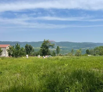 Istra, Vižinada - građevinsko zemljište veličine 2610 m2 sa pogledom - cover