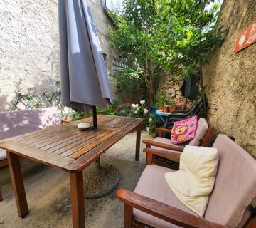 Istra, Vodnjan, kamena kuća sa vrtom, pogled more - cover