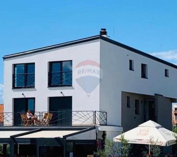 Otok Krk, Njivice, Prekrasna kuća s restoranom i apartmanima - cover