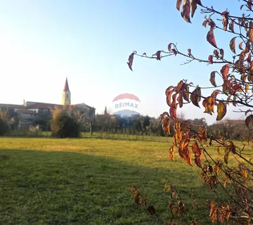 Istra,Brtonigla-Zemljište u centru - cover