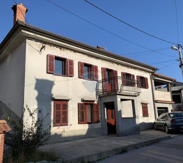 MATULJI, JURDANI - kuća s dva stana u mirnoj ulici - cover