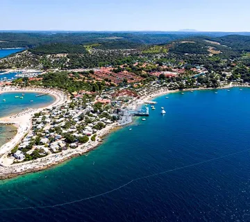 Rovinj, poljoprivredno zemljište unutar autokampa Valalta-6260m2 - cover