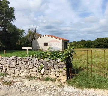 Istra,Krnica, 4 građevinske parcele 3707 m2 - cover