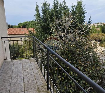 Istra, Pula, Dvosoban stan sa 196 m2 vrta - cover