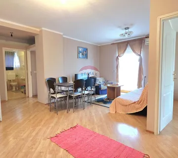 Medulin, Premantura | Četverosoban stan s dvije terase i dva parkirna mjesta - cover