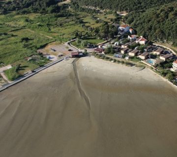 Otok Rab, uvala Kampor 6790m2 terena uz more, zona R5 - cover
