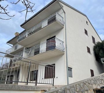 Novi Vinodolski,okolica,dvojna kuća,281 m2,90 m od mora! - cover