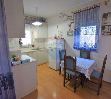 Kuća Šilo sa pet apartmana - cover