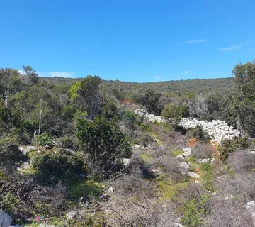 Veli Lošinj - Poljoprivredni teren s pogledom na more - cover