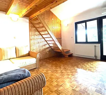 Istra, Umag centar - stan na atraktivnoj lokaciji - cover