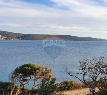 OTOK CRES - MARTINŠĆICA - GRAĐEVINSKO ZEMLJIŠTE 15.632 m2 - cover