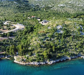 Starigrad Paklenica - vila, garaža, bazen, igralište, osama - cover