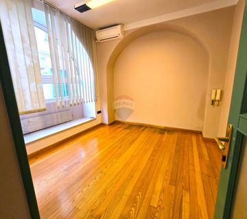 Rovinj,centar 35m2 za uredski prostor ili odličan apartman - cover
