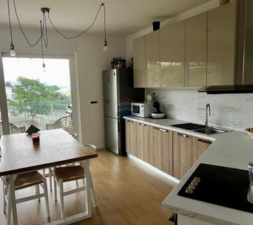 Rijeka - Martinkovac, trosobni stan 88 m2, 2 parking mjesta - cover