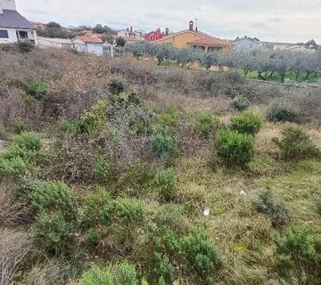 Istra,Barbariga-građevinsko zemljište,700m od mora - cover