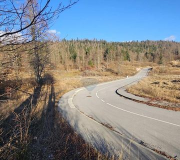 Građevinsko zemljište s priključcima - Fužine - 1000 m2 - cover