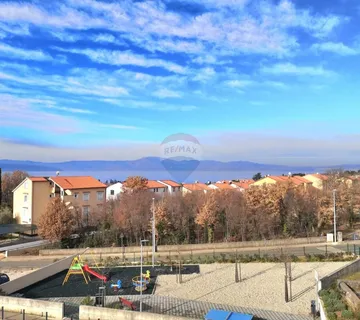 Otok Krk - Malinska - stan s pogledom na more - cover