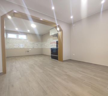 Lešće, kuća 319 m2, blizina toplica, pogled na Dobru - cover