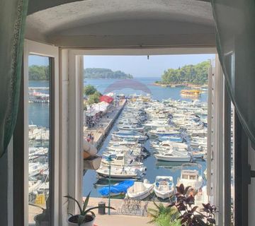 Rovinj, jedinstven stan s terasom - cover