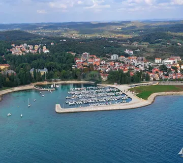 Istra,Rovinj,građevinska parcela za 6 stambenih jedinica-350m od mora - cover