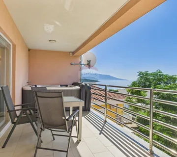 Novi Vinodolski- stan 2.red od mora sa jacuzzijem - cover