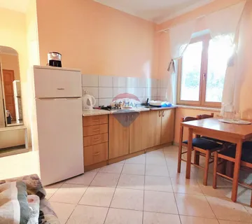 Medulin, Premantura | Dvoetažni stan s vrtom – osjećaj male kuće u srcu Premanture - cover