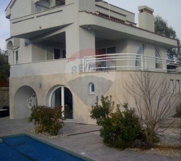 Otok Krk prekrasna luksuzna kuća sa bazenom - cover