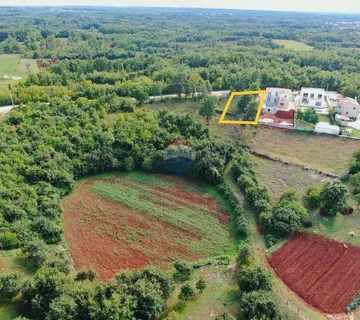 ISTRA, SVETVINČENAT - Građevinsko zemljište 726 m2 na lijepoj lokaciji  - cover