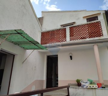 Draga Bašćanska - dvije kuće 120m2, okućnica - cover