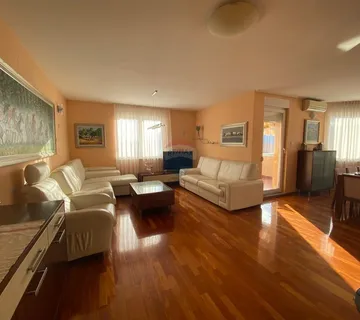 Kastav, Rešetari-trosoban stan s pogledom na more,parking - cover